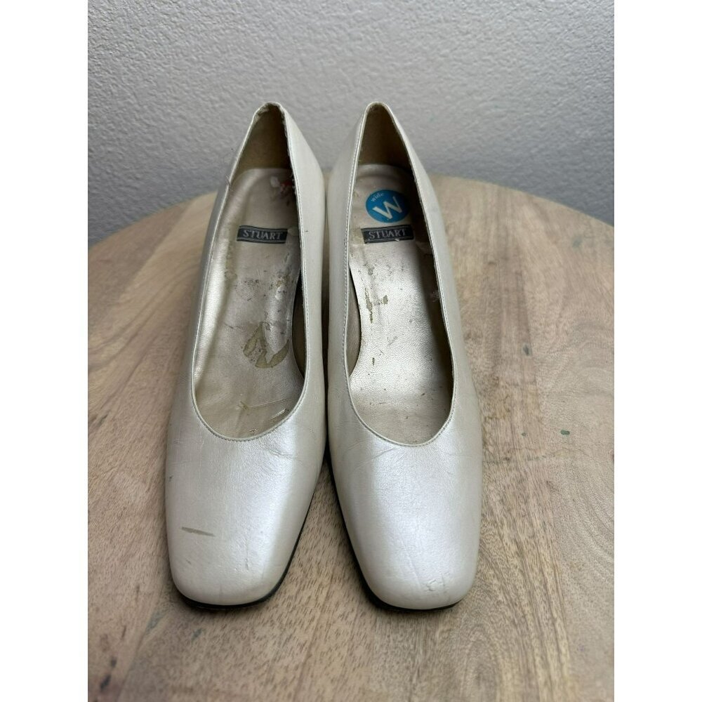 Stuart Weitzman Womens Ivory Leather Heels  Size‎ 36.5/6 C (Wide) Vintage